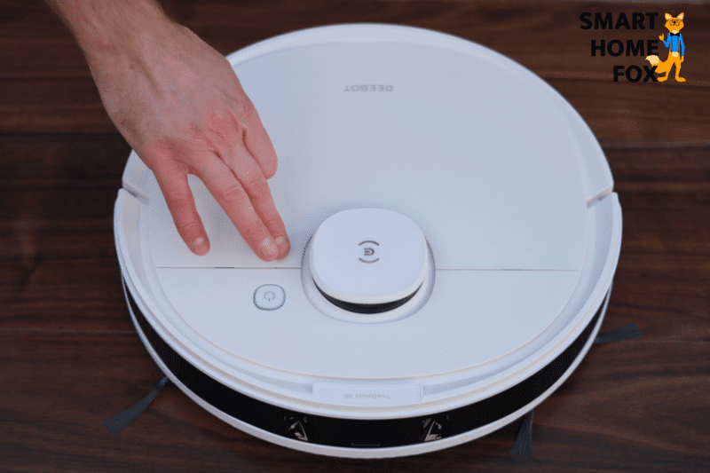 Close-up of the laser tower of the Ecovacs Deebot N8+